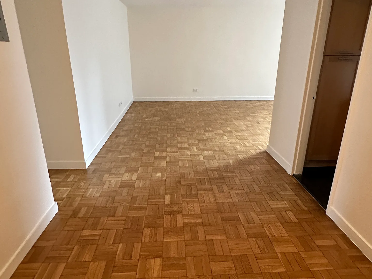435 East 79th Street — Photo 3