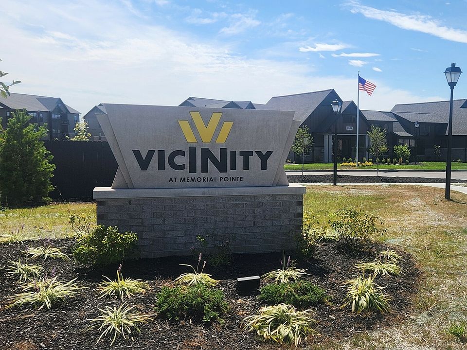 Entry Stone to Vicinity Apartments