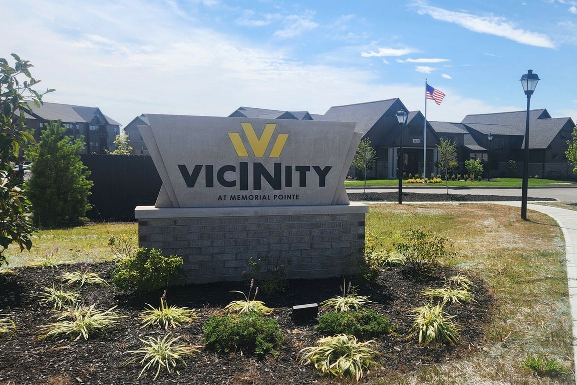 Entry Stone to Vicinity Apartments