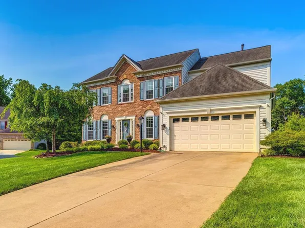 47175 Chambliss Ct, Sterling, VA 20165