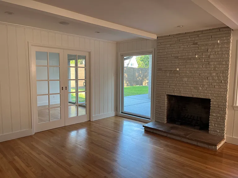 4132 Lomita Ln — Photo 3