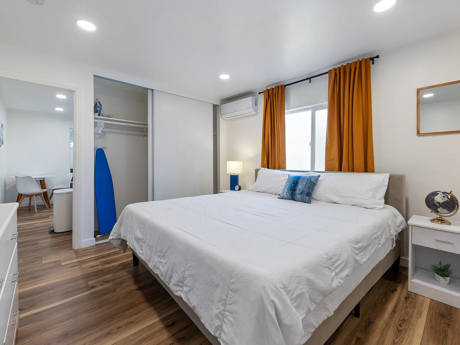 1 bed, 1000 sqft, $3,940 — Photo 3