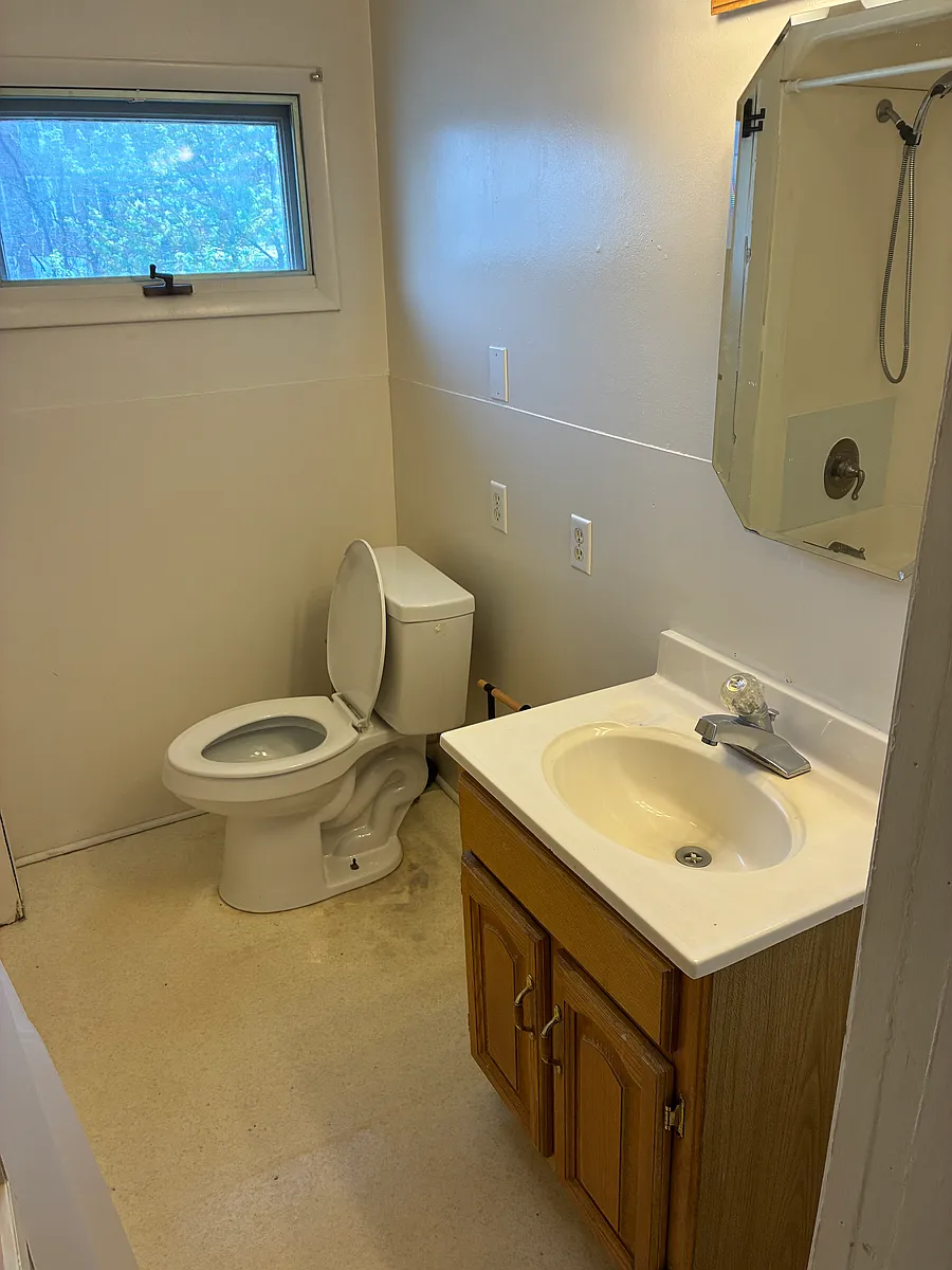 Building Photo - 240-242 Rand Ave #242