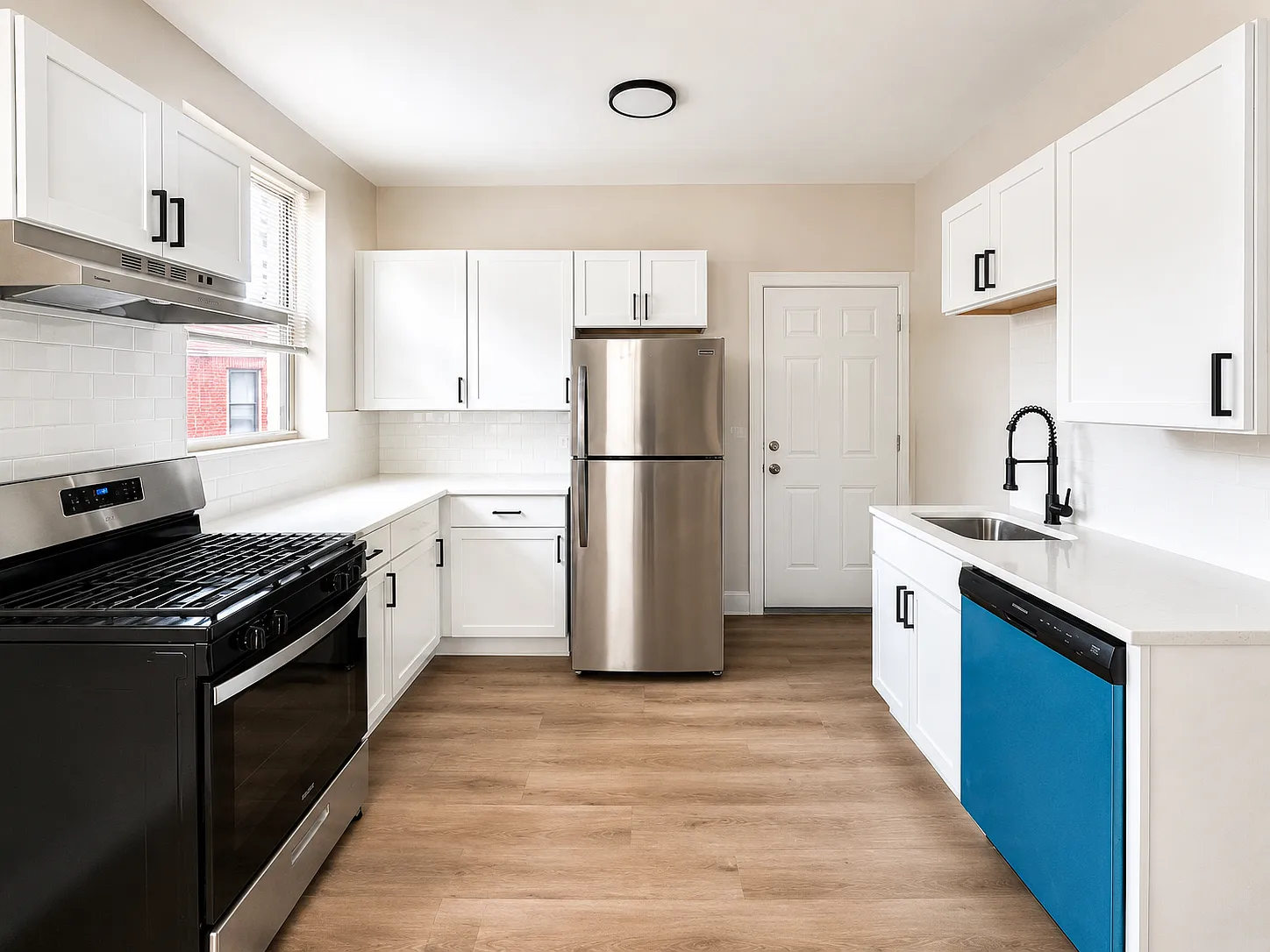 7516-24 N Seeley Ave - 7520-1E — Photo 3
