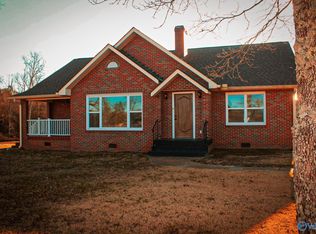 4383 Tammy Little Dr, Section, AL 35771