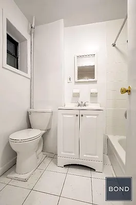 Rented by Bond New York | media 20