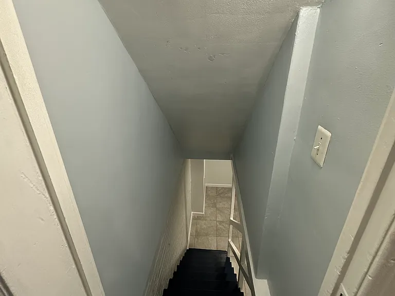 1533 Isherwood St NE — Photo 31