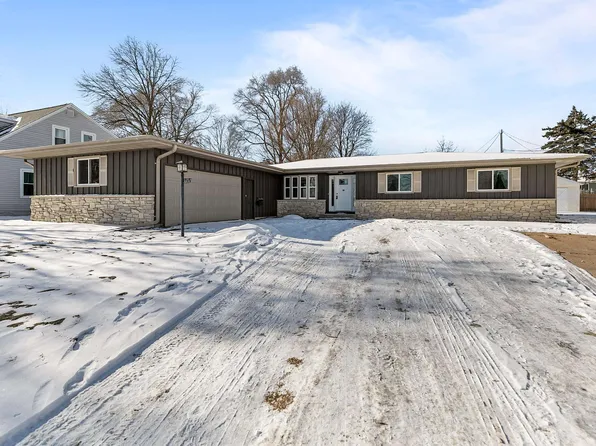 655 S Park Ave, Neenah, WI 54956