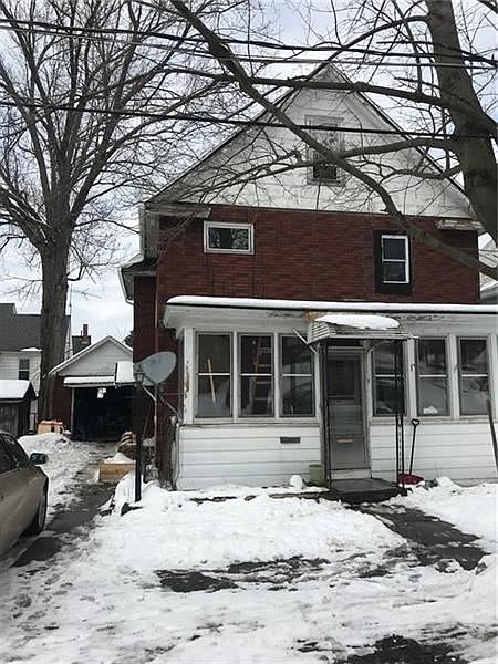 2nd image of 7 Grove St