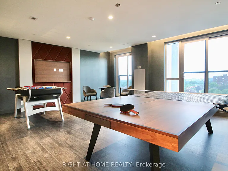 560 Rideau St #1006 — Photo 19