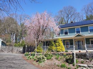101 Charter Rd, Acton, MA 01720