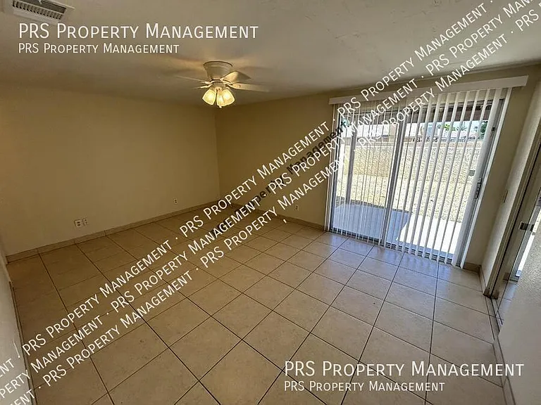 1762 W Colt Rd — Photo 24