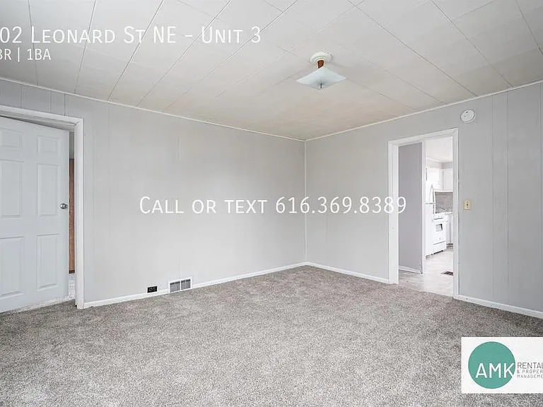 202 Leonard St NE #3 — Photo 5