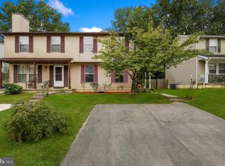7819 Marioak Dr, Elkridge, MD 21075