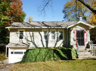 1632 Center Ave, Iowa City, IA
