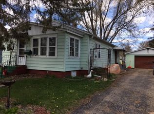 140 Island Ave, Port Edwards, WI 54469