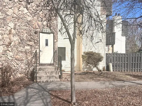 7226 72nd Ln N APT 210, Brooklyn Park, MN 55428