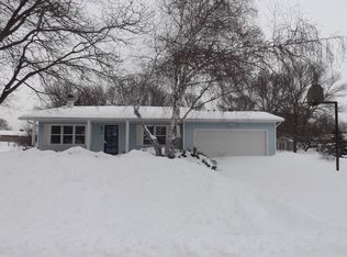 2240 Moonrise Ct, Green Bay, WI 54311