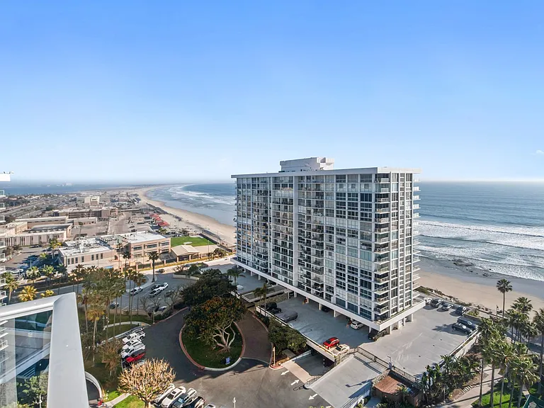1810 Avenida Del Mundo #1608 — Photo 15