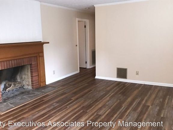 4th image of 304 Brannon Dr