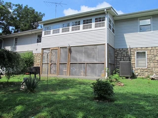 2nd image of 408 S Harlin Dr