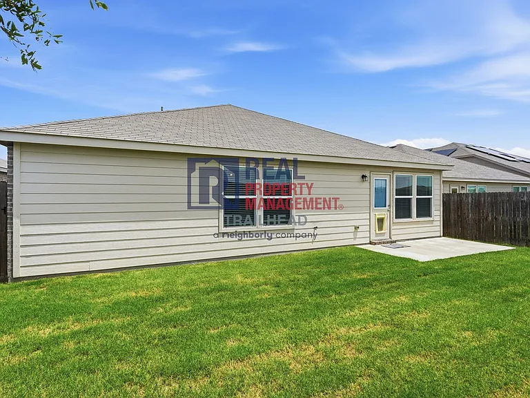 4501 Greenham Ln — Photo 18