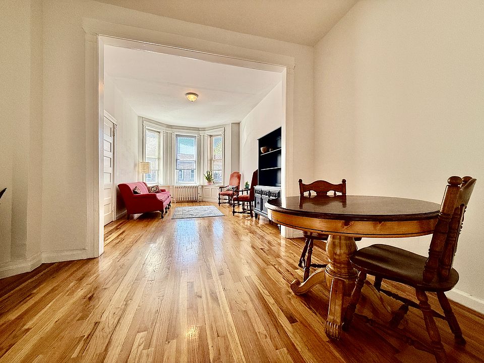 1st image of 149 E 35th St Floor 2