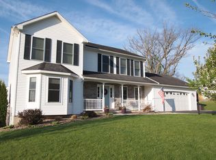 202 Wiltshire Dr, Bellefonte, PA 16823