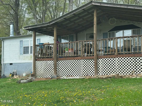 674 Ridge Dr, Piney Flats, TN 37686