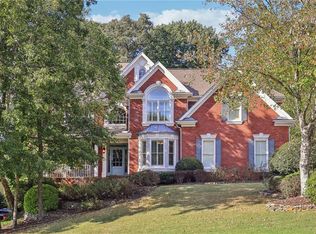5695 Buck Hollow Dr, Alpharetta, GA 30005