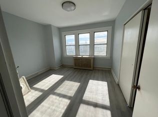 7142 Ditman St, Philadelphia, PA 19135