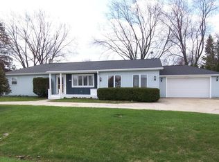 14501 W Greenfield Ave, New Berlin, WI 53151