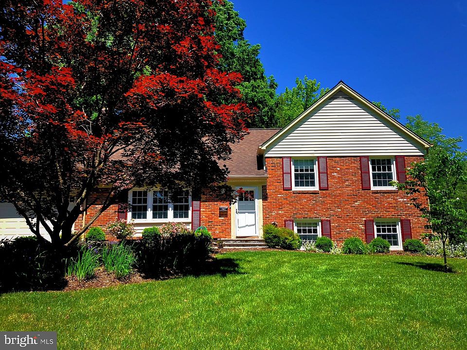 1st image of 7933 Bayberry Dr