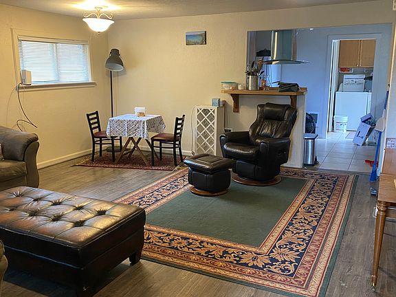 4th image of 1521 Carr Blvd