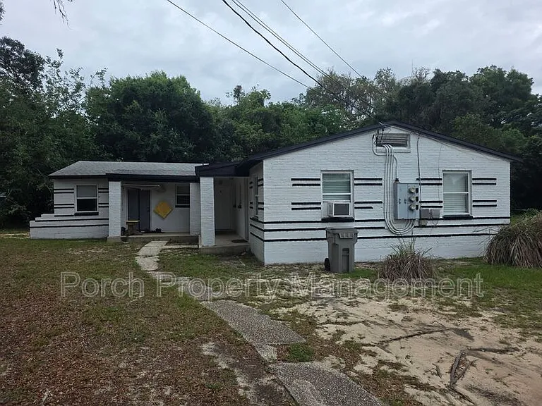 1 Ellis Dr #B — Photo 8