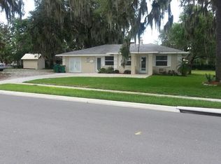 125 E Wilt Ave, Eustis, FL 32726