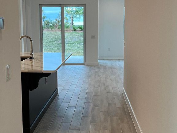4th image of 3350 Galeras Dr
