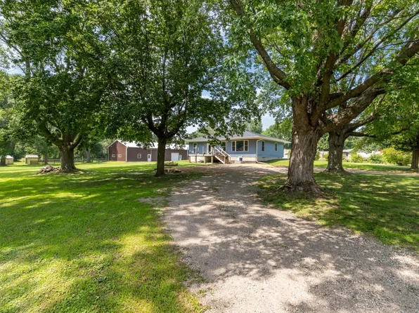 38110 190th St, Green Isle, MN 55338