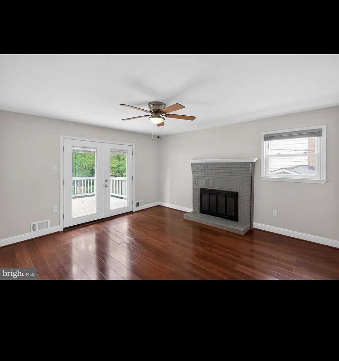4 bed, 2.5 bath, 1863 sqft, $3,500 — Photo 4