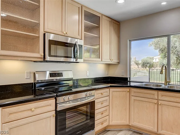 2999 Bel Air Dr — Photo 20