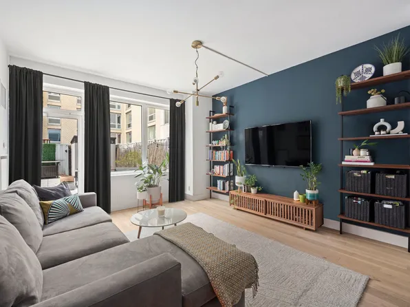 22 North 6th Street image 1 of 24