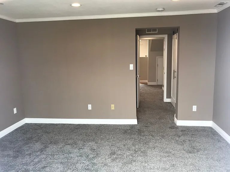 730 Myra Way — Photo 26
