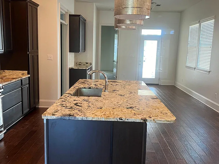 6040 Milne Blvd — Photo 18