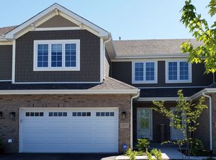 14273 Lacey Dr, Lemont, IL 60439