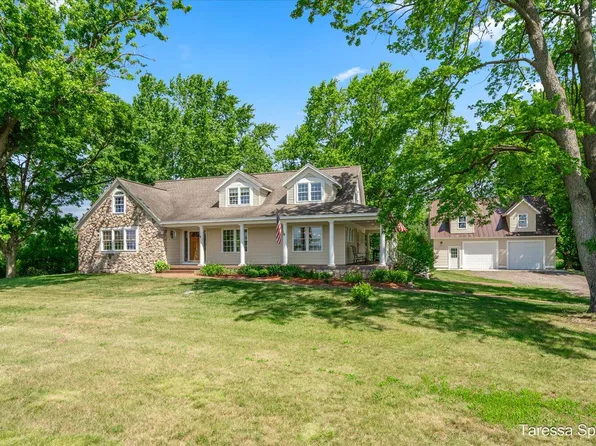 3627 147th Ave, Zeeland, MI 49464
