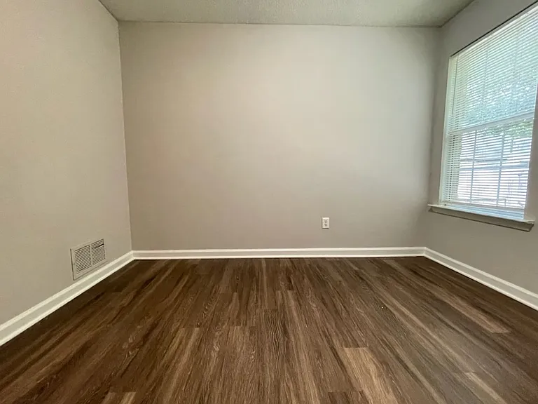 5616 Corvin Ln — Photo 8