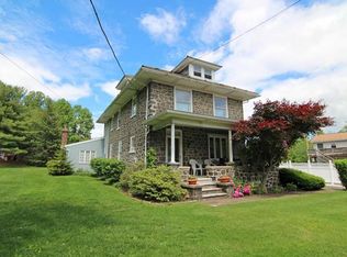 1400 N West End Blvd, Quakertown, PA 18951