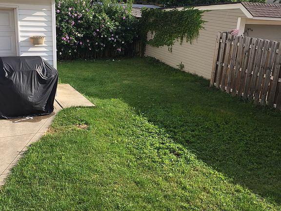 3rd image of 2301 Fairdale Ave