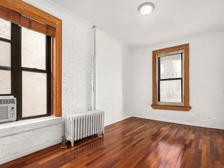 177 Thompson St #22 — Photo 1