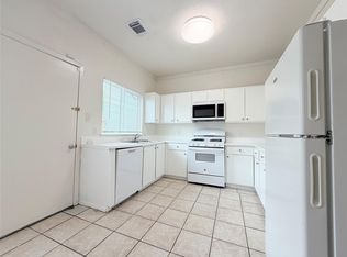 11031 Albury Dr, Houston, TX 77096